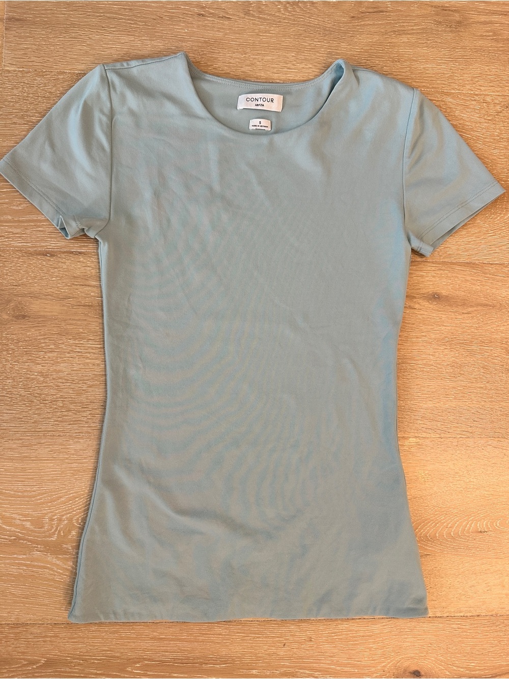 Aritzia Contour Light Blue Short Sleeve Crewneck Tee